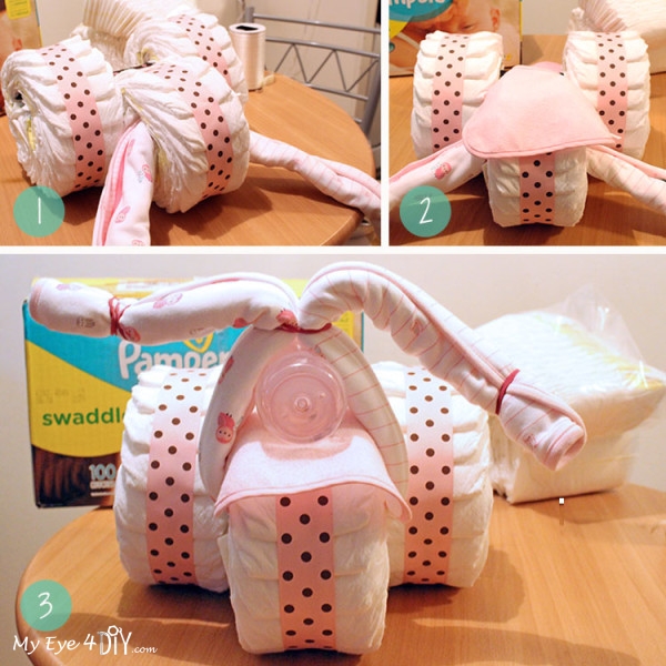 Handlebar assembly on the tricycle diaper cake