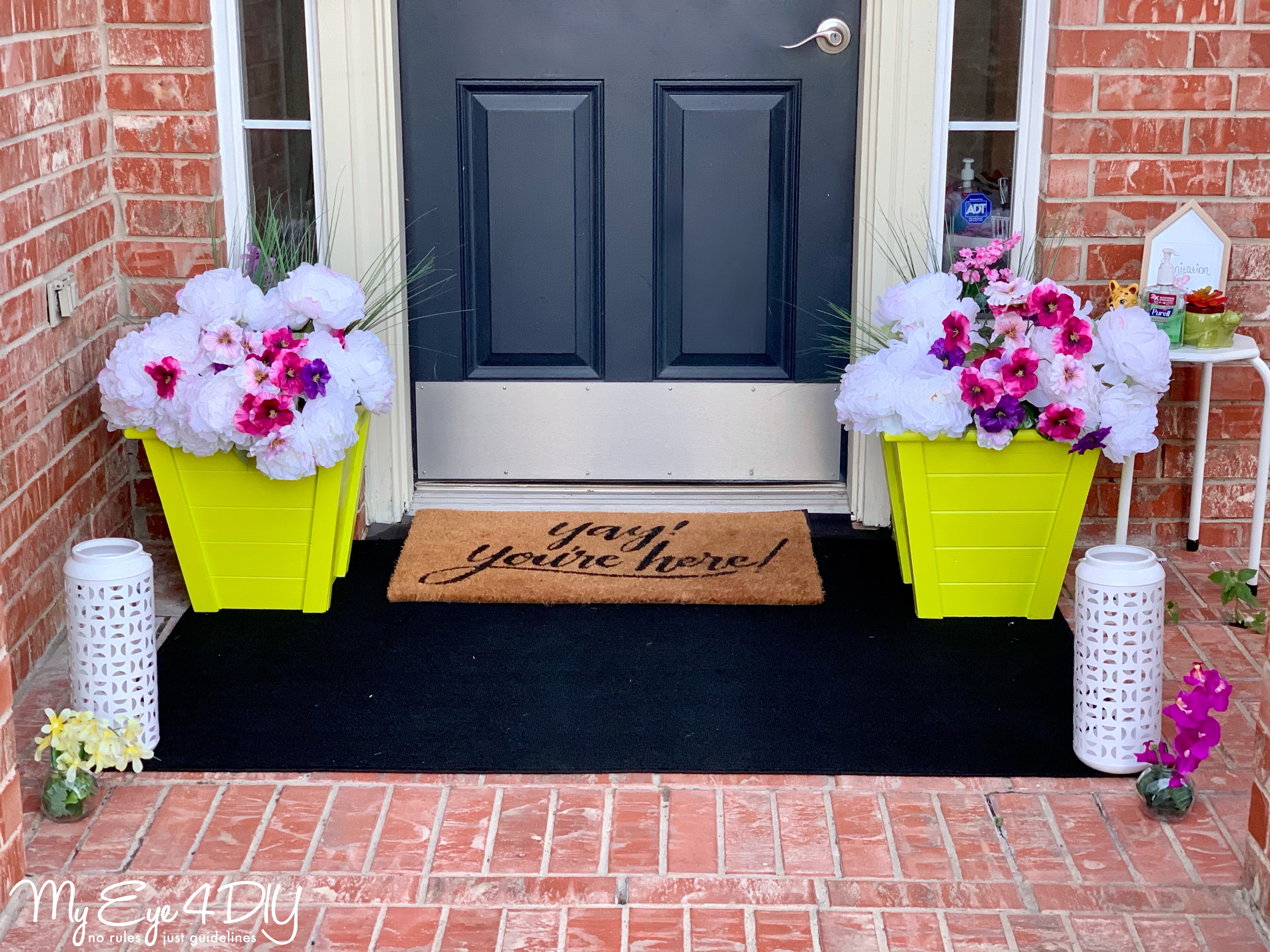 How to Make a Fun Front Door Mat - DIY Beautify - Creating Beauty at Home